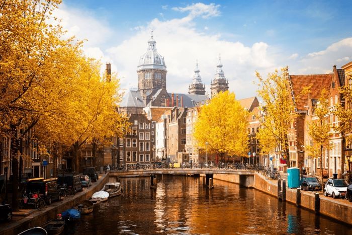 Cảnh đẹp yên bình ở thủ đô Amsterdam