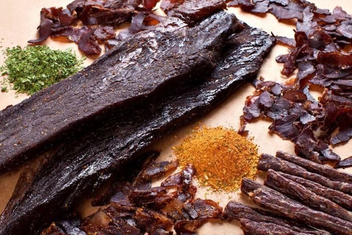 Thưởng thức Biltong làm từ thịt theo cách chế biến truyền thống