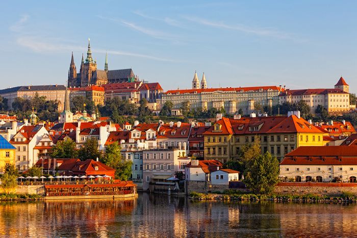 Nhiều điều hấp dẫn khi đến du ngoạn Prague