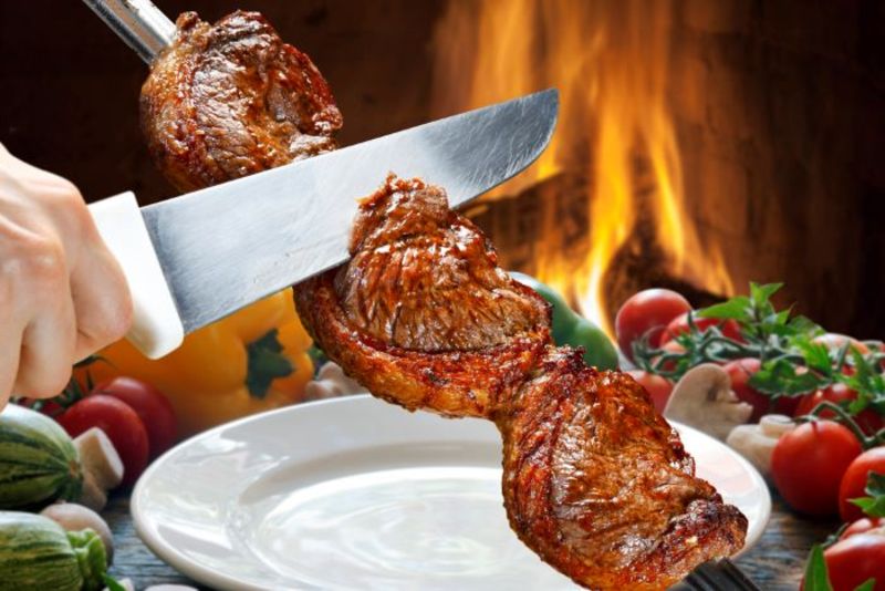 Ai đến Brazil cũng chọn thưởng thức món thịt nướng Churrasco