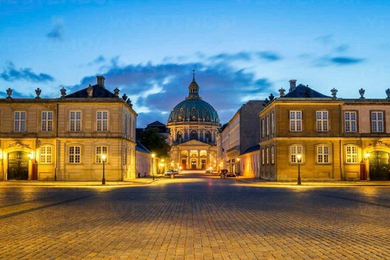 Cung điện Amalienborg
