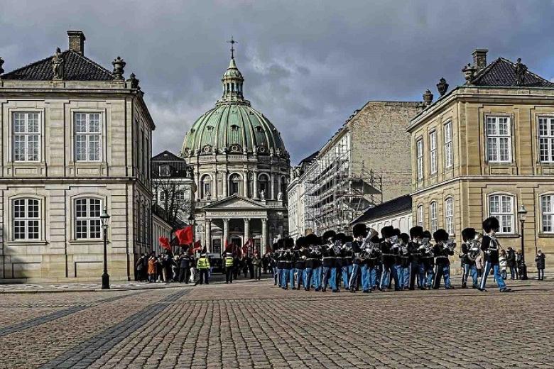 Cung điện Amalienborg
