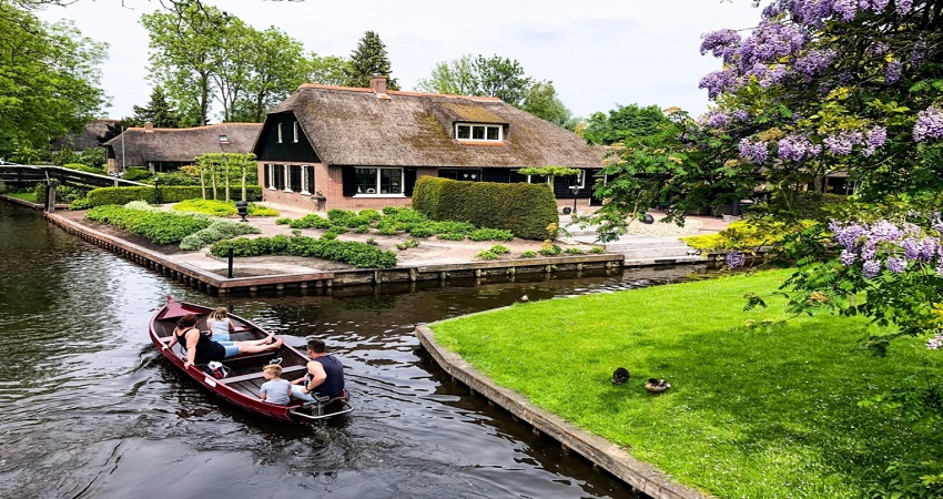 Giethoorn