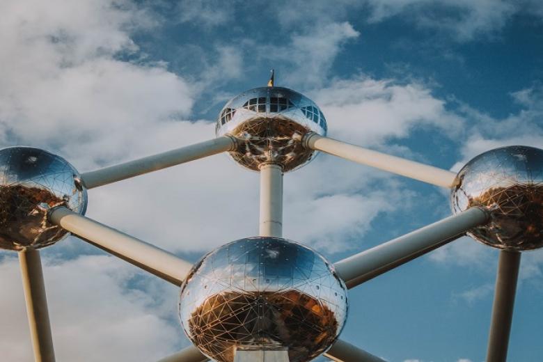 Mô hình Atomium