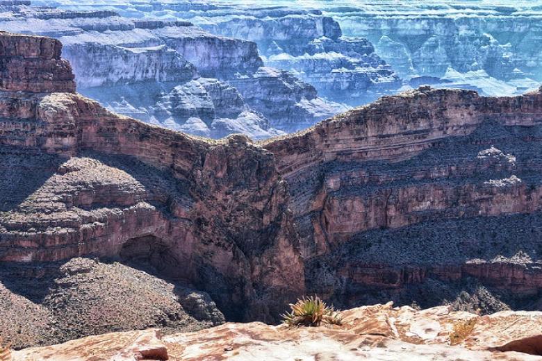 HẺM NÚI ĐÁ ĐỎ - RED ROCK GRAND CANYON