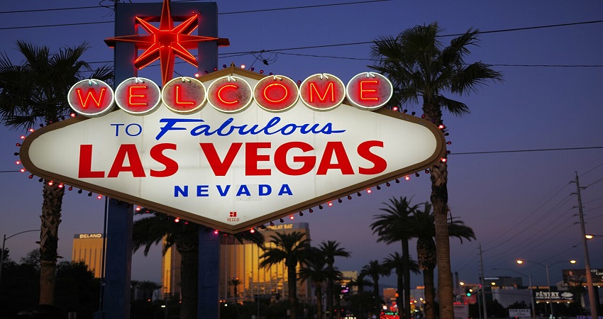 Welcome to Fabulous Las Vegas sign
