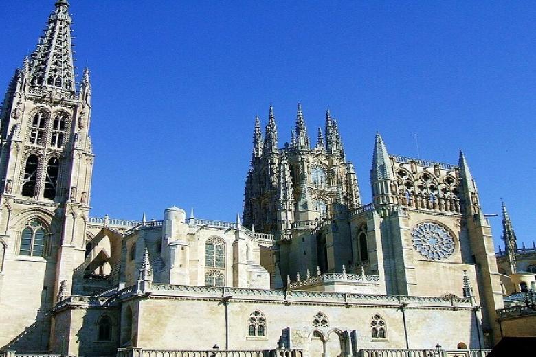 Nhà Thờ Burgos - Our Lady of Burgos