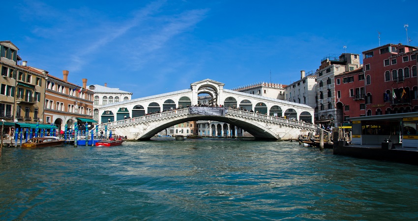 Cầu Ponte di Rialto