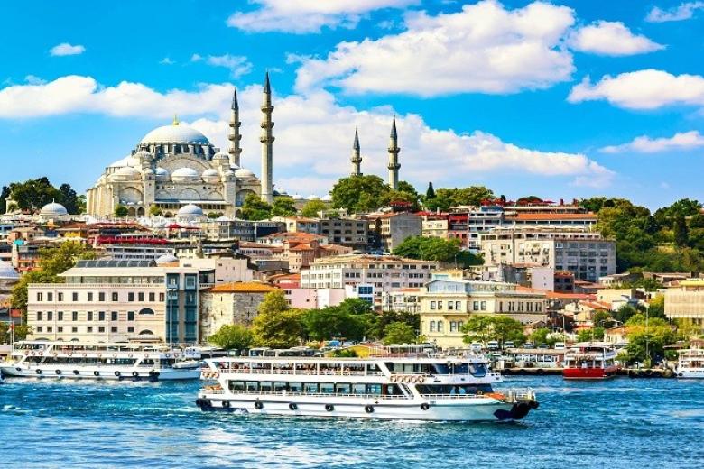 Trải nghiệm du thuyền trên eo biển Bosphorus