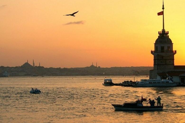 Trải nghiệm du thuyền trên eo biển Bosphorus