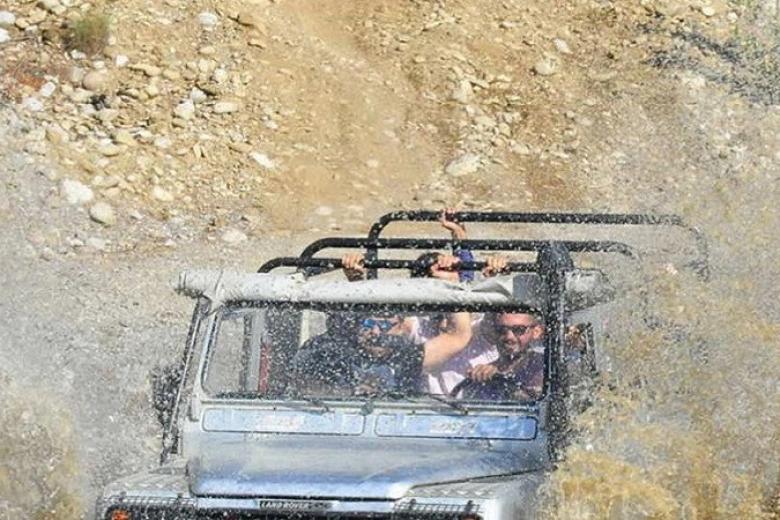Jeep Safari