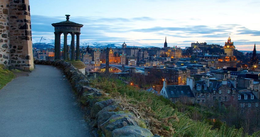 Đồi Calton Hill