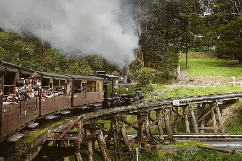 Xe lửa hơi nước: Puffing Billy